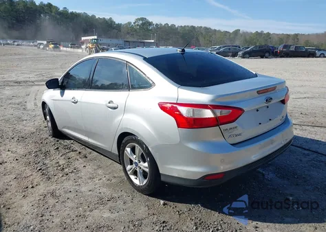 2014 Ford Focus Se z USA, uszkodzony, nr VIN 1FADP3F21EL190247